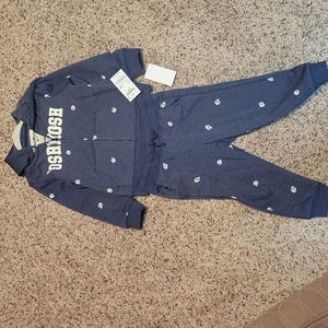 OshKosh B'gosh matching set sweats